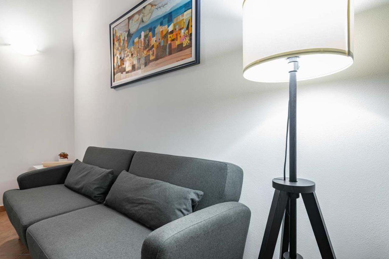 House Of Foscolo - Palazzo Cornazzani - By Host4U Apartment Pavia Exterior photo