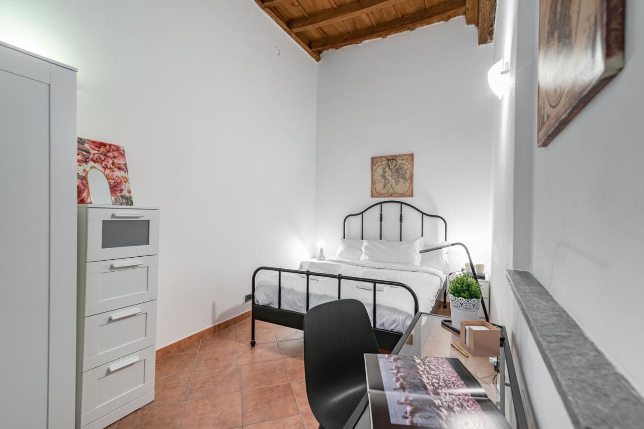 House Of Foscolo - Palazzo Cornazzani - By Host4U Apartment Pavia Exterior photo