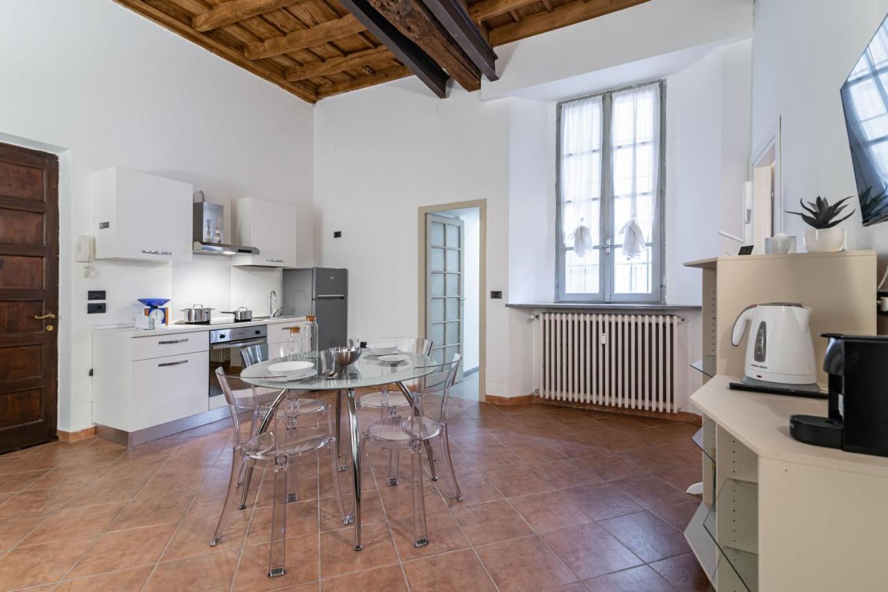 House Of Foscolo - Palazzo Cornazzani - By Host4U Apartment Pavia Exterior photo
