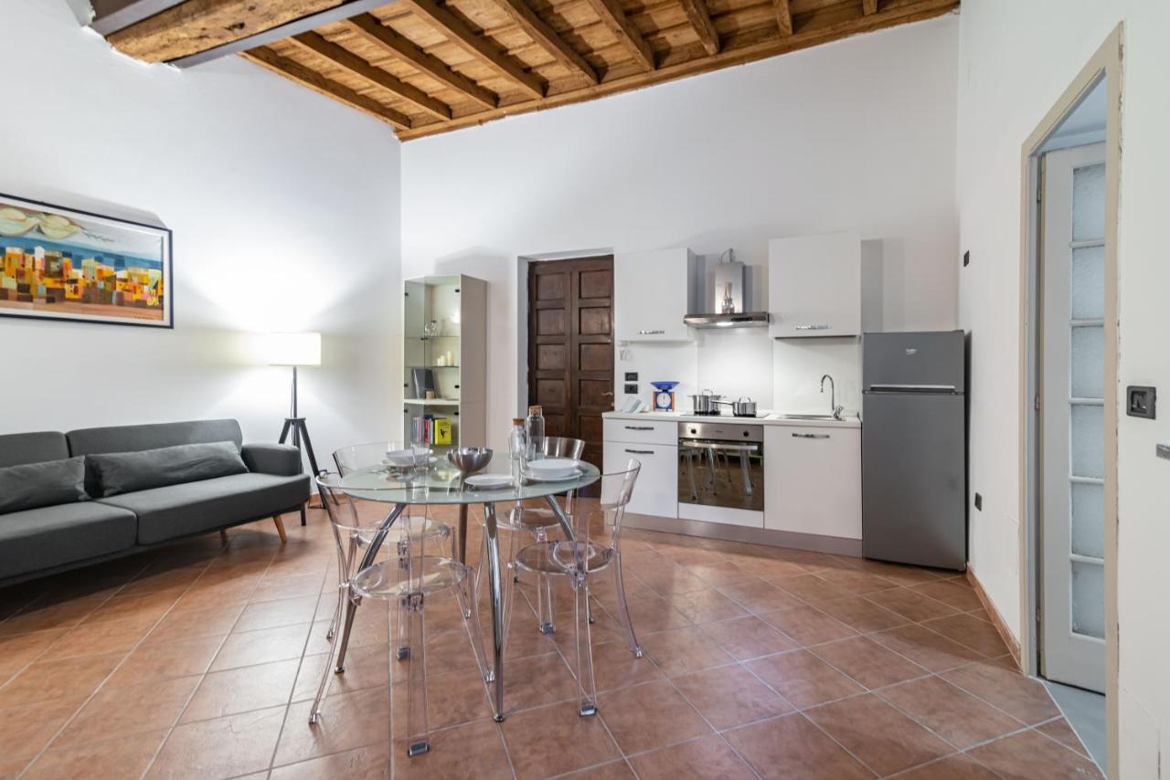 House Of Foscolo - Palazzo Cornazzani - By Host4U Apartment Pavia Exterior photo