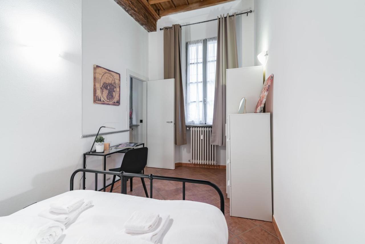 House Of Foscolo - Palazzo Cornazzani - By Host4U Apartment Pavia Exterior photo